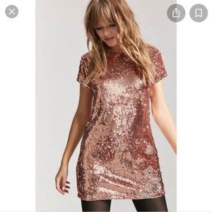 Forever 21 Rose Gold sequin party shift/Tshirt mini dress